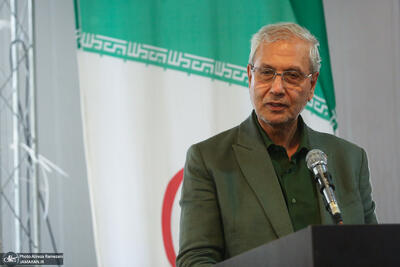ربیعی، دستیار رئیس‌جمهور: رفع محدودیت اینترنت یک «بایدِ بنیادین» بود/ مایه تأسف است که صداوسیما در صف اول هجمه به این تصمیم ایستاده است