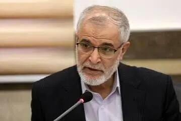  سردار پاکپور هم به جنگ زمینی، هم به جنگ دریایی و هم به جنگ هوایی و موشکی اشراف داشت