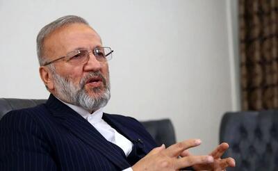  متکی: آمریکایی ها به دنبال این هستند که چگونه می‌توانند رکب بزنند