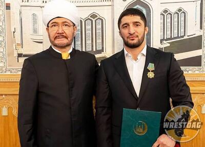  افتخار تازه برای «تانک روسیه»؛ سعدالله‌یف عالی‌ترین نشان مسلمانان روسیه را دریافت کرد