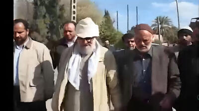  فیلم / کسی بشکن زدن رهبری شهید انقلاب رو دیده ندیده / توی یک شرایط خاص یهویی بشکن زد و گفت عجب کاری کردی دیدم بعدش بغلم کرد