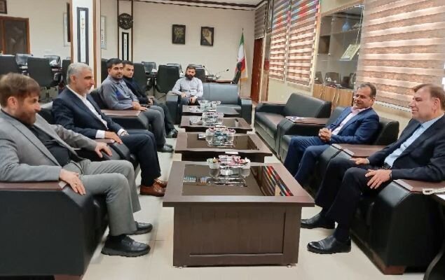 زارع: توسعه زیرساختهای استان بوشهر حمایت ملی میخواهد