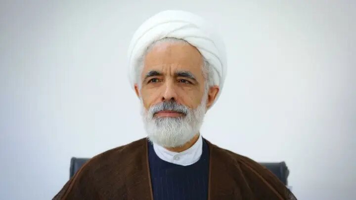 دشمن پس از شکست در جنگ به دنبال اختلاف افکنی است