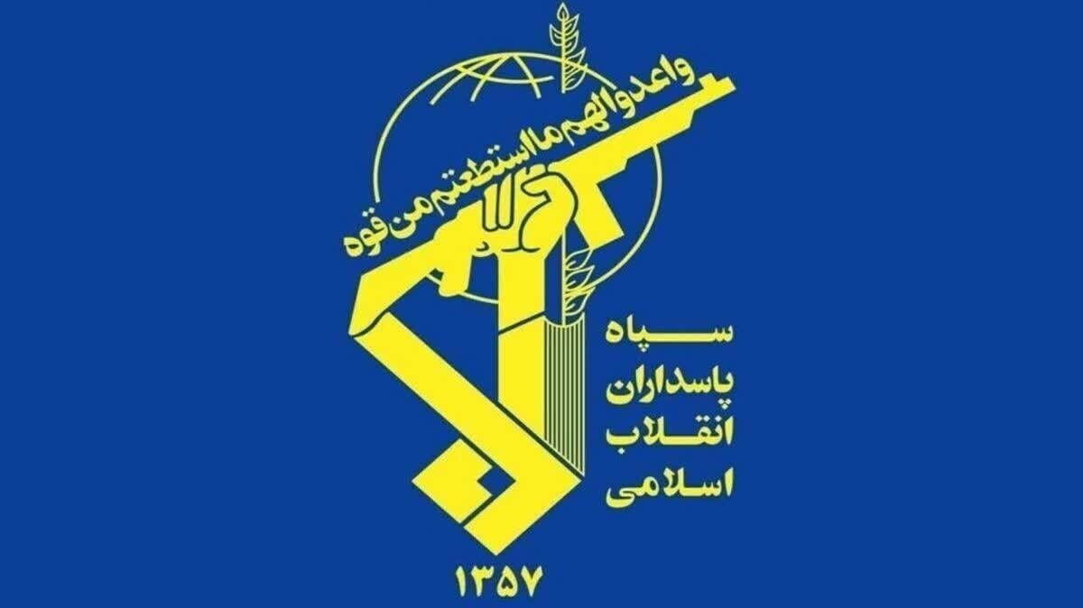 مرکز ناوگان پنجم دریایی آمریکا مورد تهاجم موشکی و پهپادی نیروی هوافضای سپاه قرار گرفت